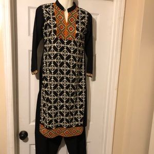 Pakistani Indian shalwar kameez